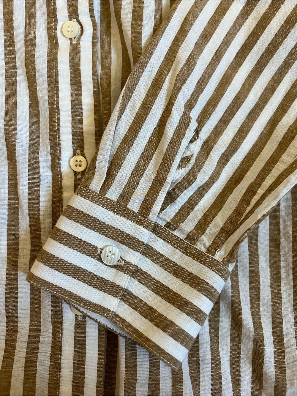 Sezane Tomboy Buttondown Camel and White size 40 - Picture 6 of 7